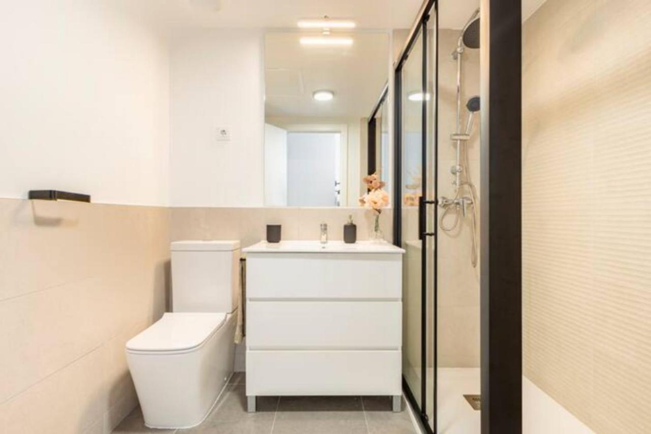 Apartamento Piso Climatizado Y Parking Madrid Exterior foto